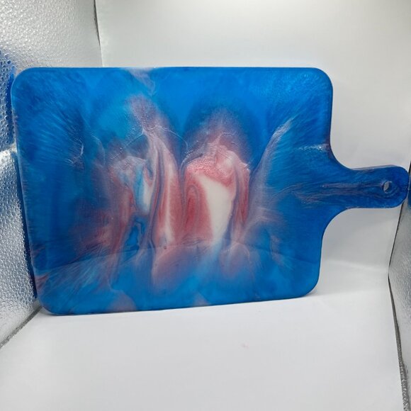 Ocean Swirl Resin Plate & Serving Board Set – Handmade Epoxy Art in Blue and Pin - Picture 6 of 8